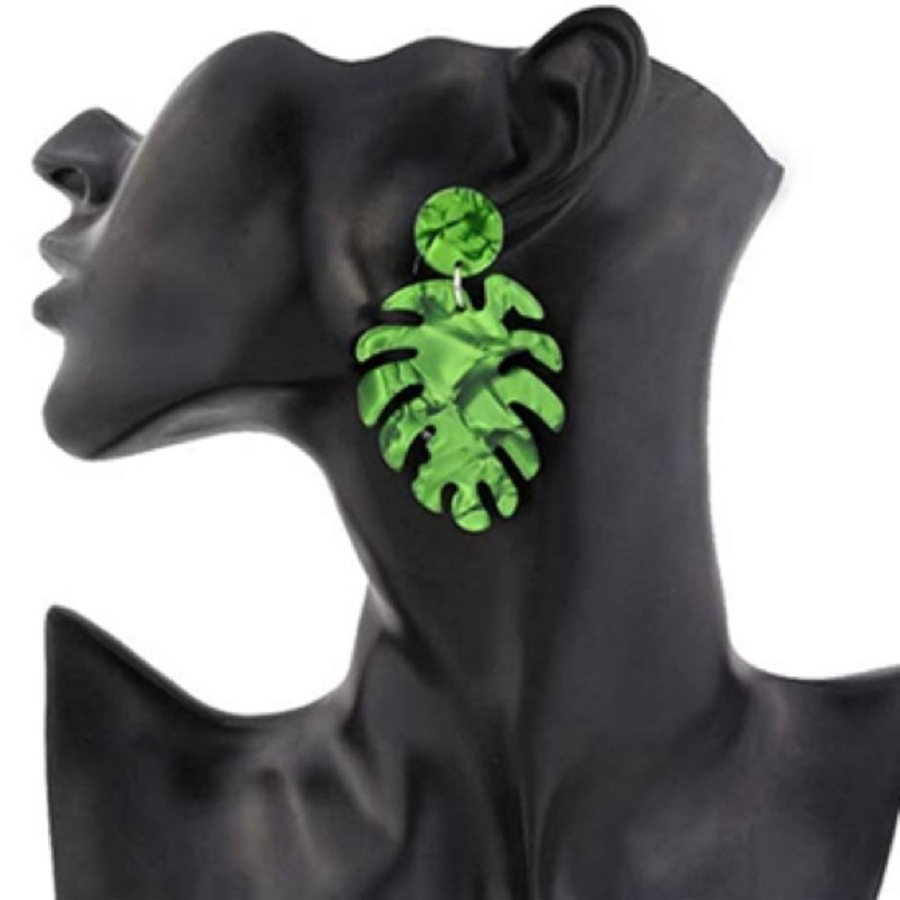 Green resin monstera pierced earrings